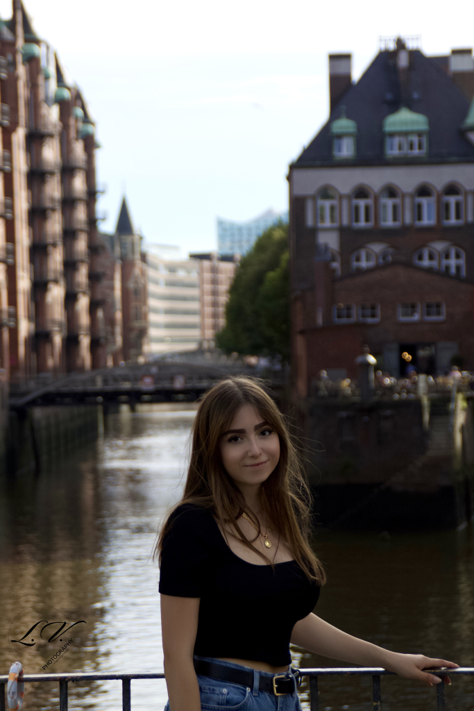 Bild Von Lizzy Vetter in der Speicherstadt Hamburg von L.V. Photography - Lizzy.media